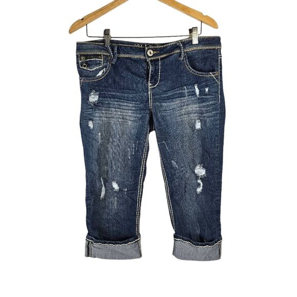 Rue21 Distressed Denim  Medium Wash Capri Jeans - Picture 1 of 13